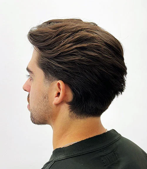 This layered brush back is an effortlessly handsome and polished style