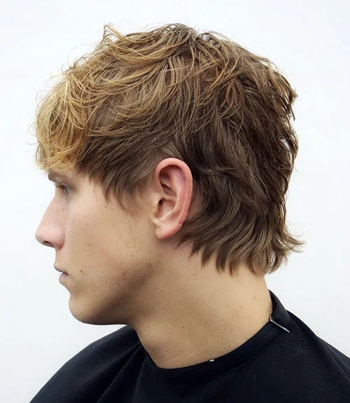 The messy, textured mod channels the vintage ’60s look and updates