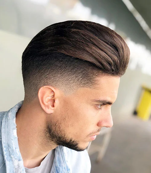 The textured slick back is equal parts distinguished and edgy, with a high-class